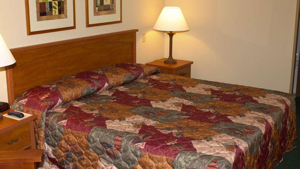 Super 8 By Wyndham Berlin Wi Hotel Room photo