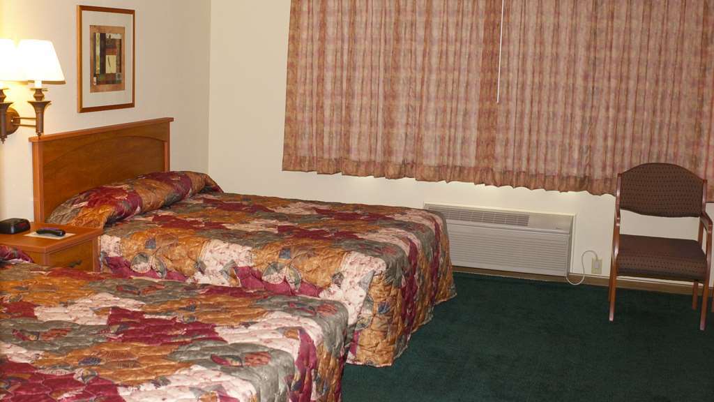 Super 8 By Wyndham Berlin Wi Hotel Room photo