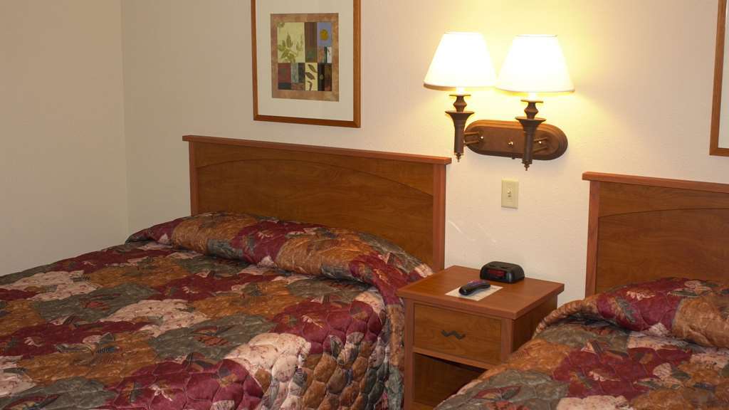 Super 8 By Wyndham Berlin Wi Hotel Room photo